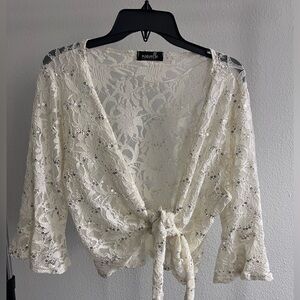 Women’s lace and sequin tie front jacket size 16/18 cream